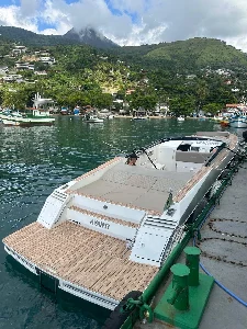 Clique para visualizar Intermarine 42