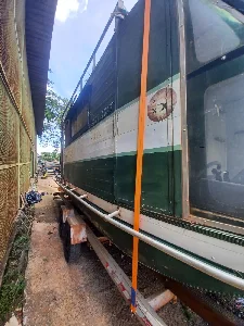 Clique para visualizar Barco cabinado de alumínio com 23 pés - ano 1991