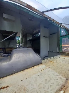 Clique para visualizar Barco cabinado de alumínio com 23 pés - ano 1991