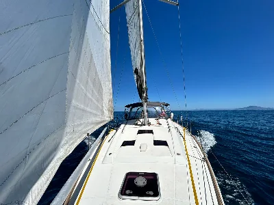 Clique para visualizar BENETEAU OCEANIS 41 PÉS – ANO 2013