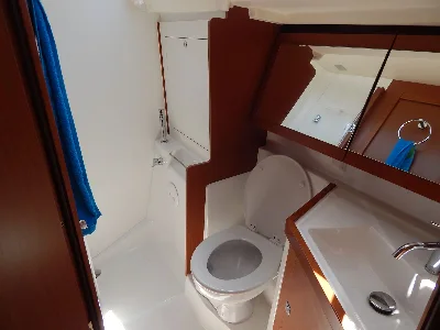 Clique para visualizar BENETEAU OCEANIS 41 PÉS – ANO 2013