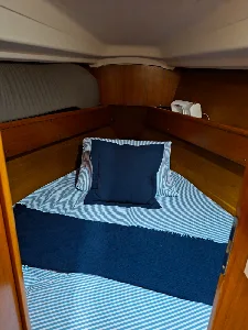 Clique para visualizar JEANNEAU SUN ODYSSEY 32.2 – 32 PÉS – ANO 1999