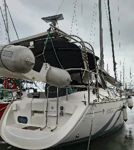 Clique para visualizar JEANNEAU SUN ODYSSEY 32.2 – 32 PÉS – ANO 1999