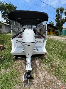 Clique para visualizar Lancha para lazer ou táxi Náutico