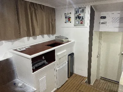 vendo trawler 40 pés em fase de término 