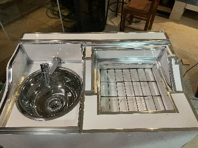 vendo trawler 40 pés em fase de término 