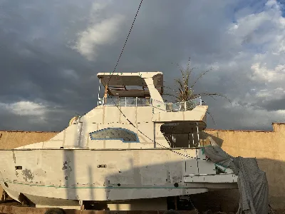 vendo trawler 40 pés em fase de término 