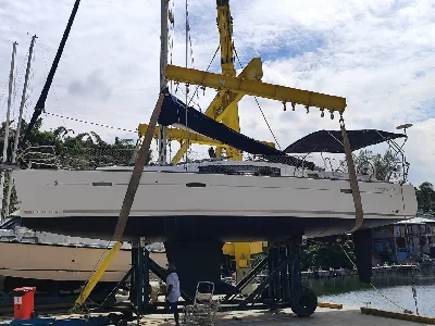 Clique para visualizar Oceanis 40