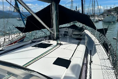 Oceanis 48