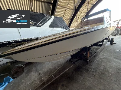 Lancha Tecnomarine (Símbolo 31)