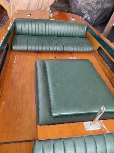 Clique para visualizar Skiboat Maxboat 19 em madeira com reversor - 1984