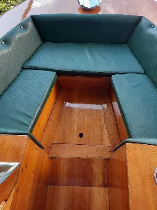 Clique para visualizar Skiboat Maxboat 19 em madeira com reversor - 1984