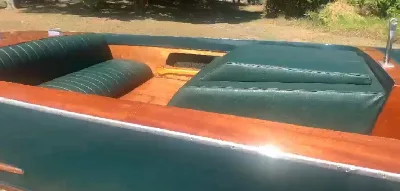 Clique para visualizar Skiboat Maxboat 19 em madeira com reversor - 1984