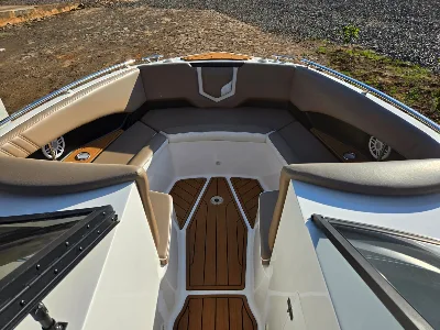 Lancha FS 265 Solaris 2022