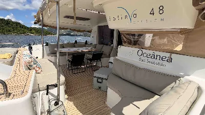 Clique para visualizar Catamara Fountaine Pajot Salina 48