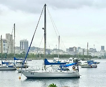 Veleiro 34 pés robusto, completo, pronto p/ navega