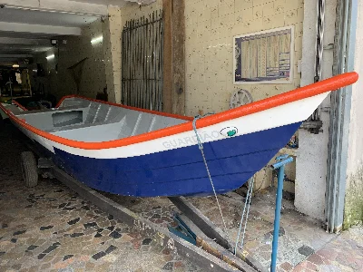 Barco Fibra Borda Alta quebra ondas 6,50 metros 21