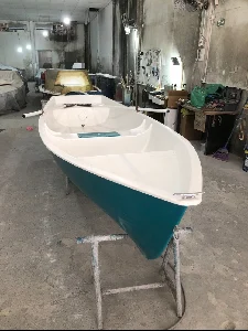 Bote Shark 380