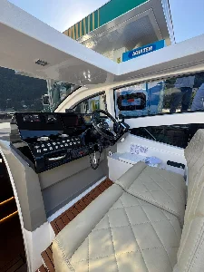 Clique para visualizar Barco Real 42 Hardtop /Motor de popa 300HP Dts
