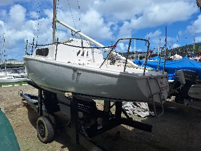 Veleiro Tahiti 16 pés ótimo estado