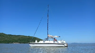 Clique para visualizar Trimarã Searunner 37