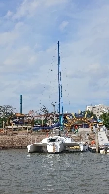 Clique para visualizar Trimarã Searunner 37