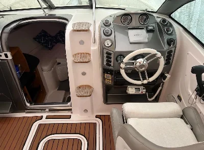 Lancha Focker 275 - 2014 Mercruiser 5.7