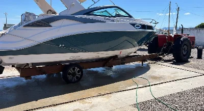 Lancha Focker 275 - 2014 Mercruiser 5.7