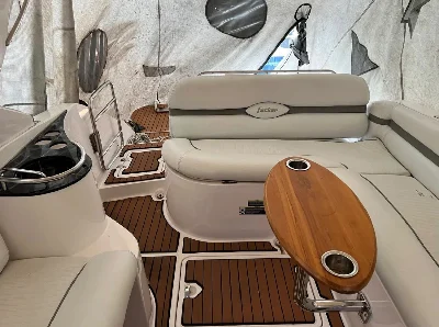 Lancha Focker 275 - 2014 Mercruiser 5.7