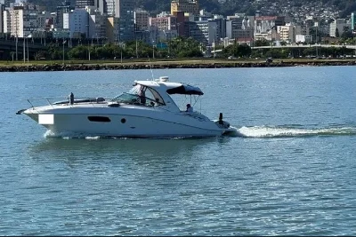 Sea Ray 39.5 Sundancer 2011 dois motor Mercury QSD