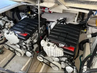 Sea Ray 39.5 Sundancer 2011 dois motor Mercury QSD