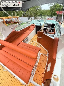 Clique para visualizar Phoenix Boats Platinum 290