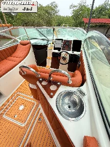 Clique para visualizar Phoenix Boats Platinum 290
