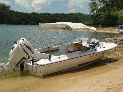 Carbrasmar 18 Pés com Evinrude Etec 115