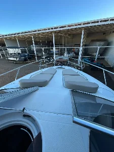 Triton 330