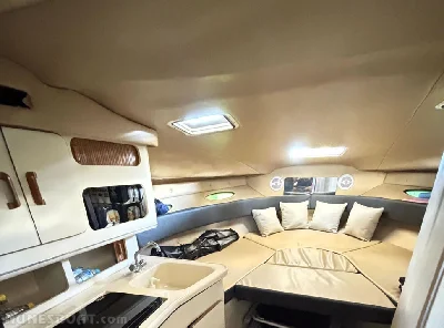 Clique para visualizar Sea Ray 300