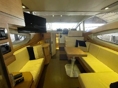 Clique para visualizar Intermarine 42