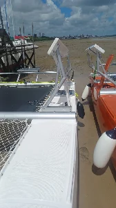 Clique para visualizar Catamarã Bate Vento BV 21 sem cabine
