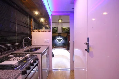 Clique para visualizar Ridden 30.6 com teto rígido