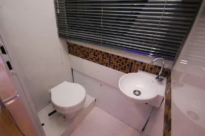 Clique para visualizar Ridden 30.6 com teto rígido