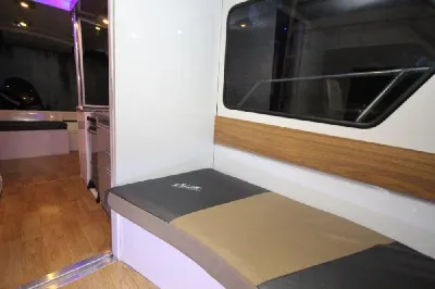 Clique para visualizar Ridden 30.6 com teto rígido