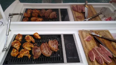 Clique para visualizar Espaço gourmet e plataforma lanchas